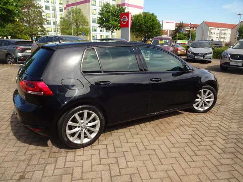 Volkswagen Golf VII 5-Türer 1.4 TSI BlueMotion Technology Highline, 8 fach bereift