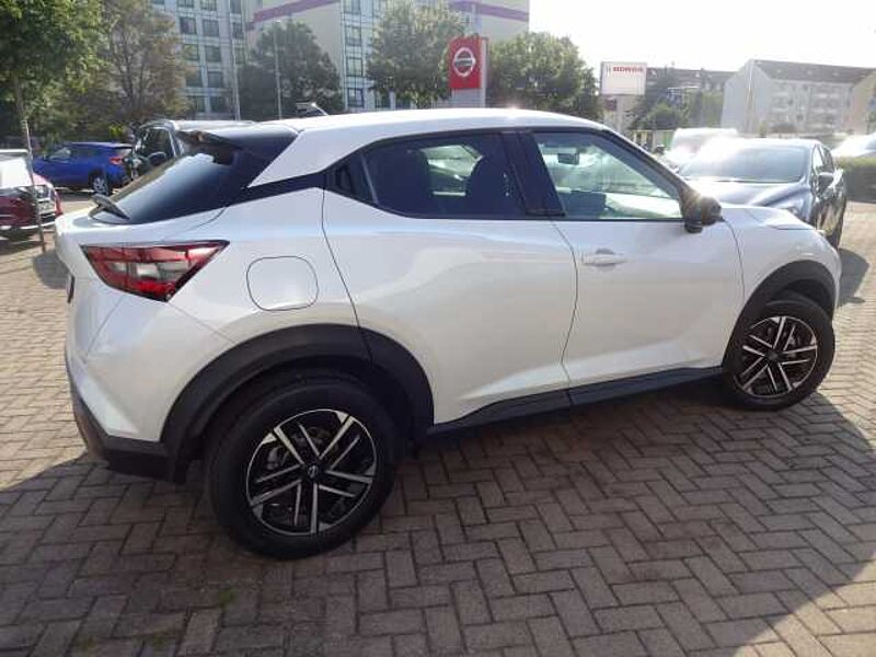 Nissan Juke 1.0 DIG-T N-Connecta, Winter Paket