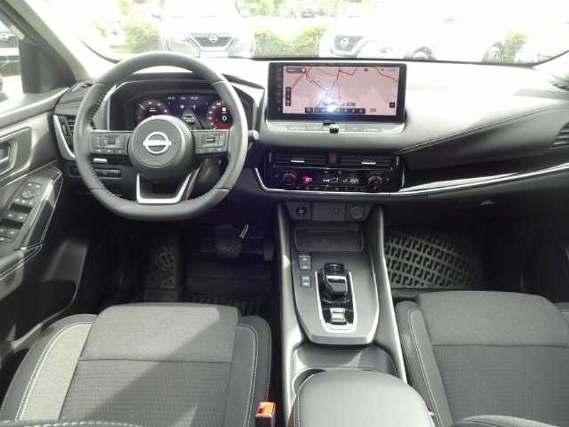 Nissan Qashqai Elektro/Benzin 1.5 VC-T e-Power N-Connecta, Technology-Design und Winter Paket