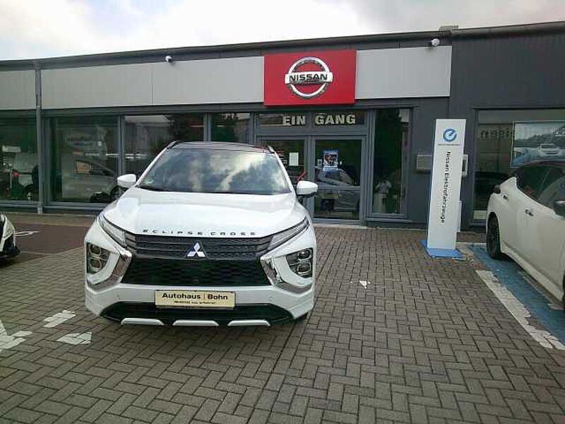 Mitsubishi Eclipse Cross Plug-In Hybrid 4WD Top