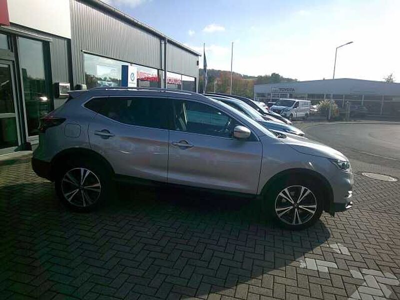 Nissan Qashqai 1.3 DIG-T DCT ZAMA