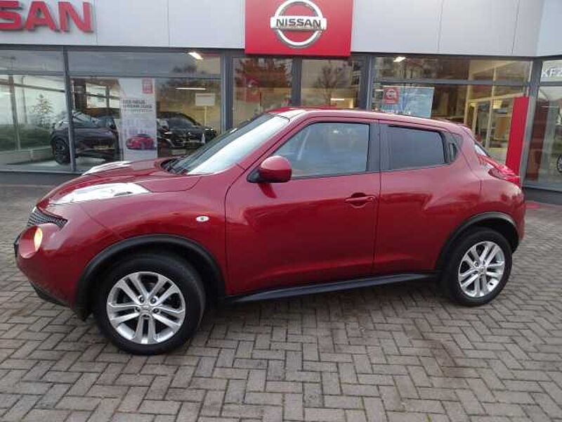 Nissan Juke 1.6 Acenta, Navigationssystem und Rückfahrkamera