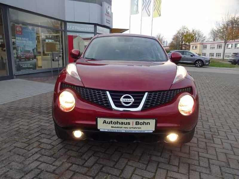 Nissan Juke 1.6 Acenta, Navigationssystem und Rückfahrkamera