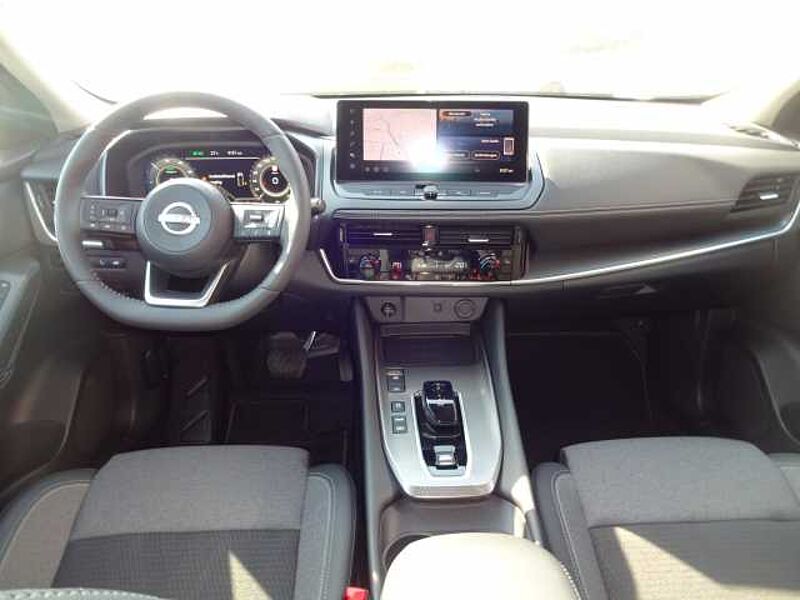 Nissan Qashqai Elektro/Benzin 1.5 VC-T e-Power N-Connecta, Winter, Komfort Paket